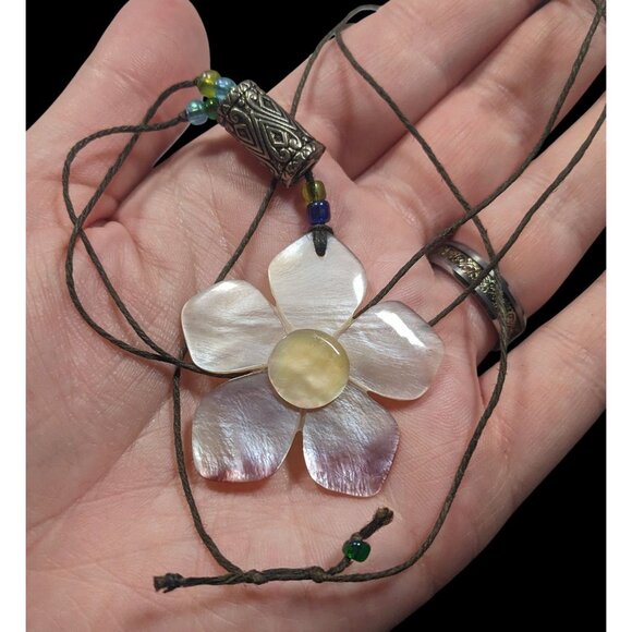 Fairycore Floral Shell Adjustable Pendant Necklace - Picture 5 of 7